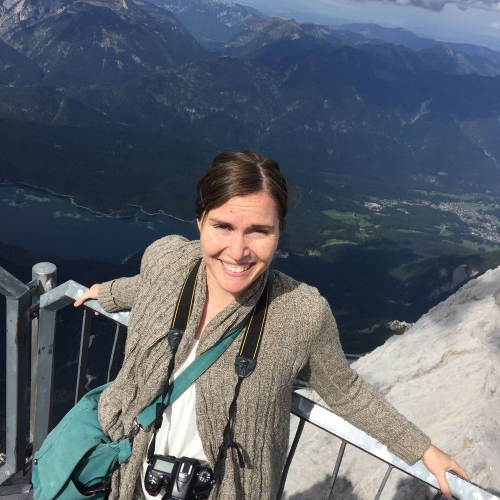 Meet your Posher, Amy